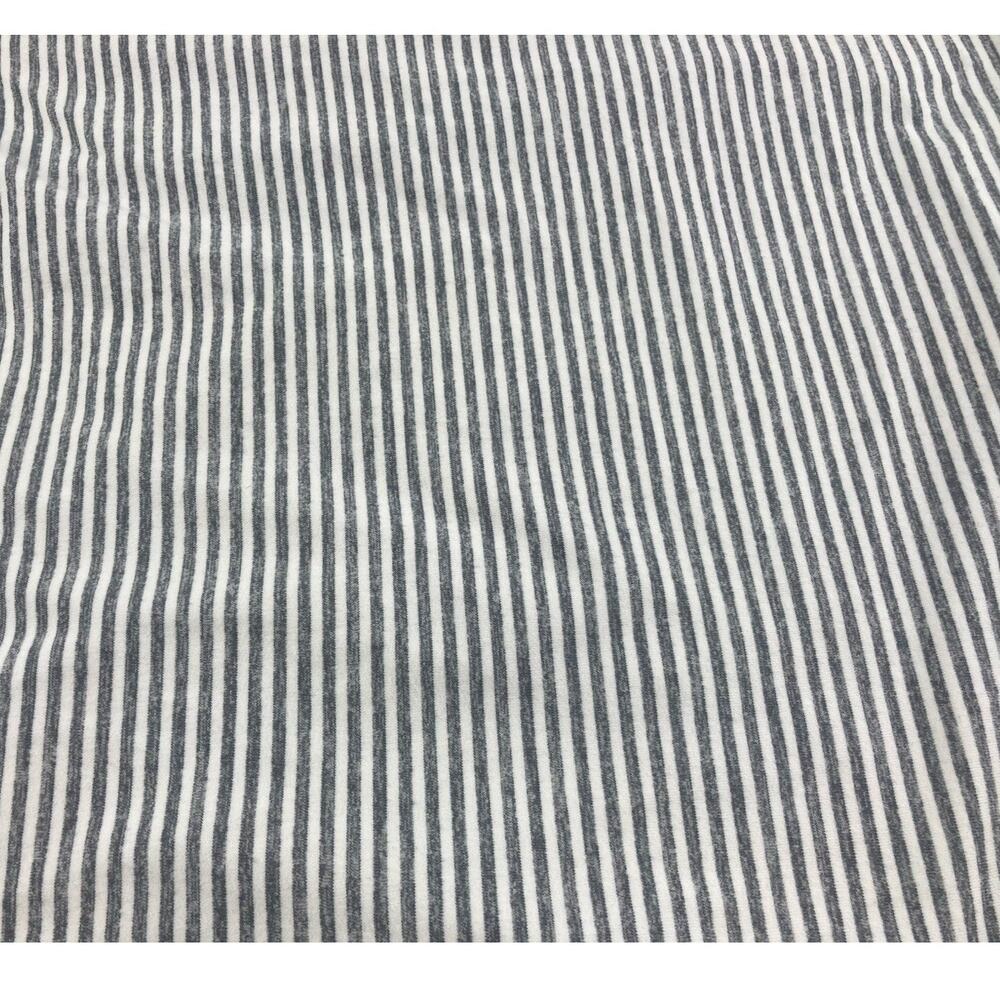 Lululemon Snap Scarf Shawl Wrap One Size Grey Gray White Stripe Vinyasa Infinity - Picture 6 of 8